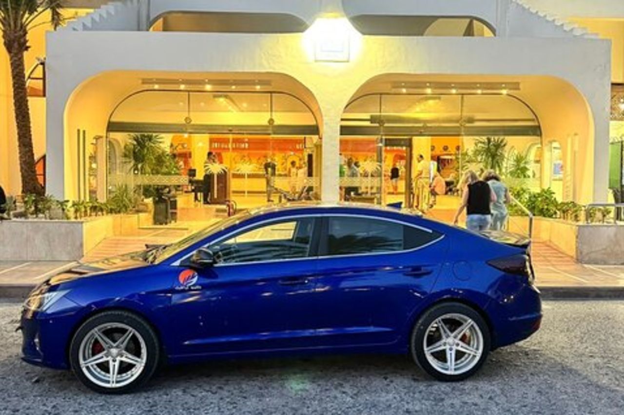 Trasferimento dall'aeroporto all'hotel di Hurghada