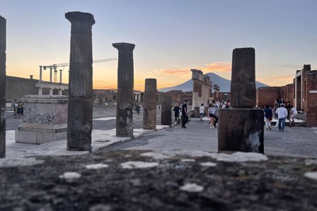 Pompei dal pomeriggio al tramonto