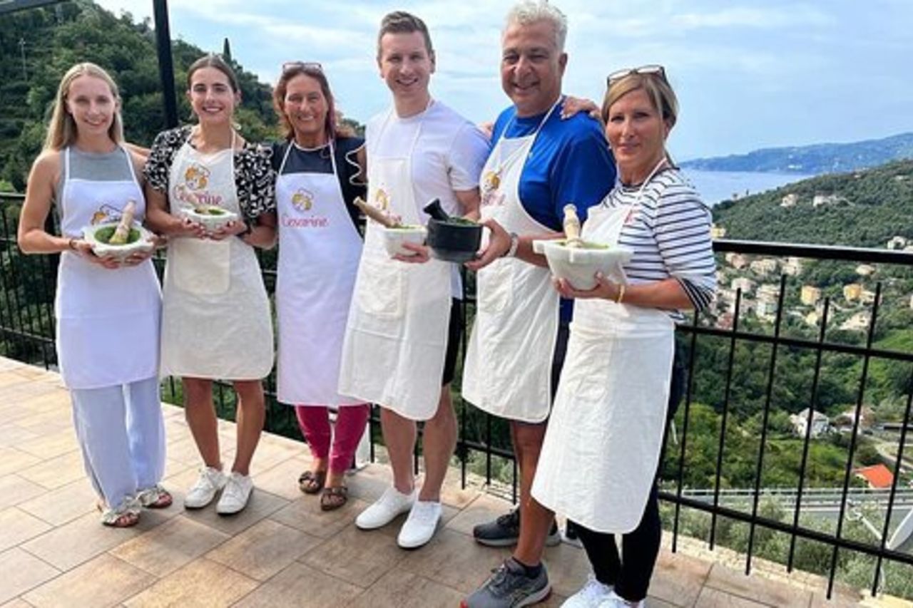 Da Portofino: Lezione di pasta e tiramisù in Riviera