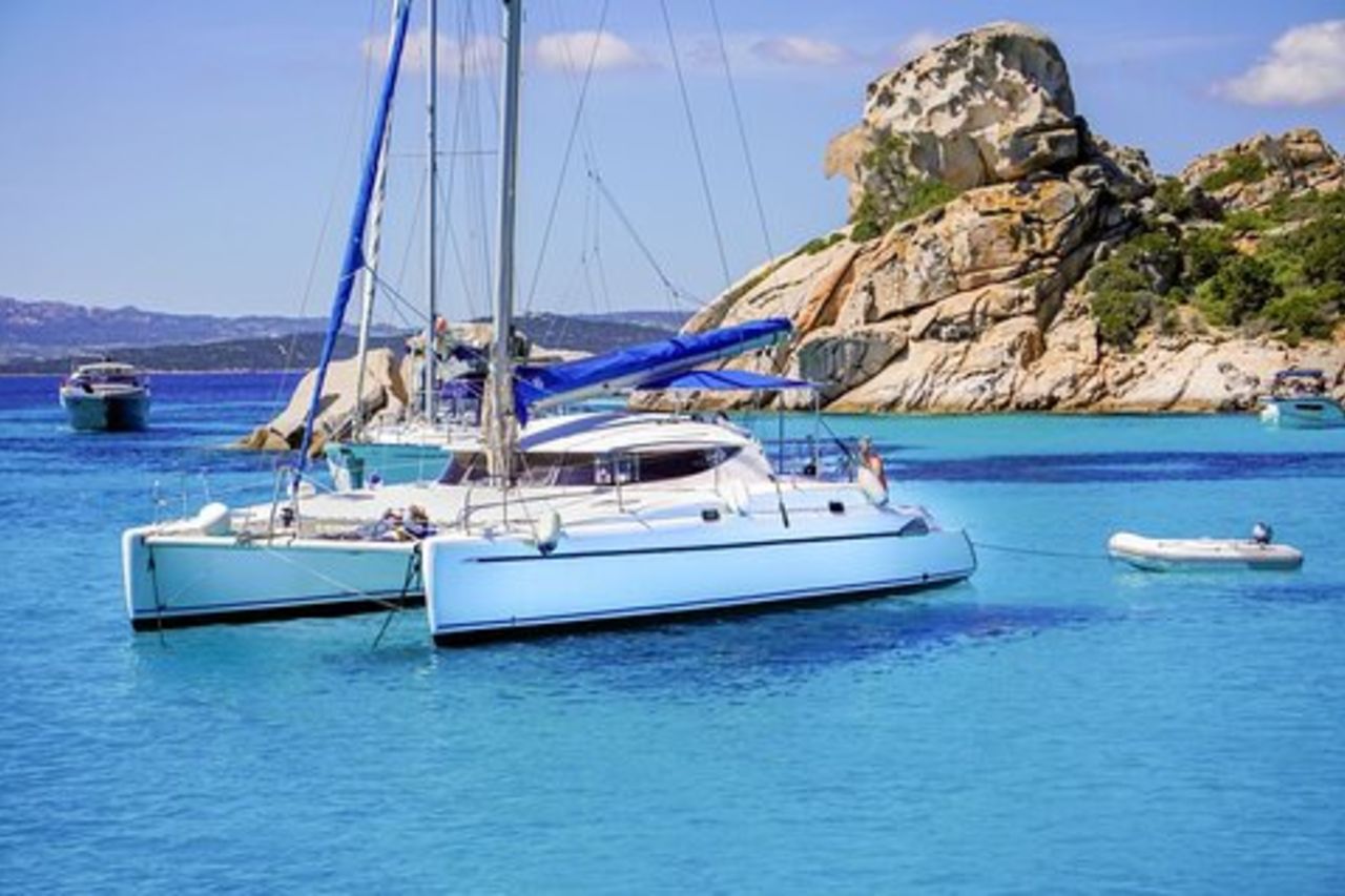 Tour per Arcipelago di La Maddalena - Catamarano Sport 2