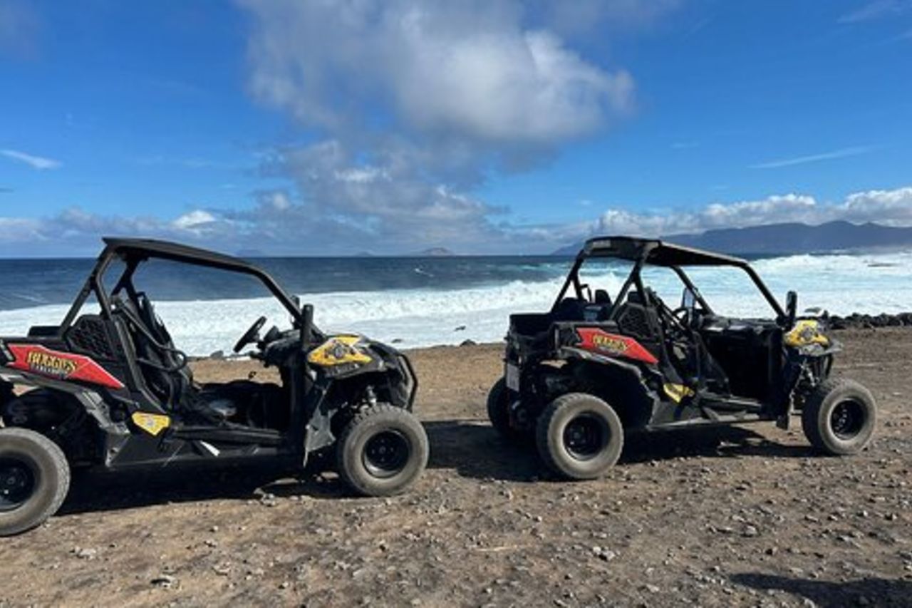 Incredibile tour automatico di 3 ore in buggy Can Am nella bellissima Lanzarote