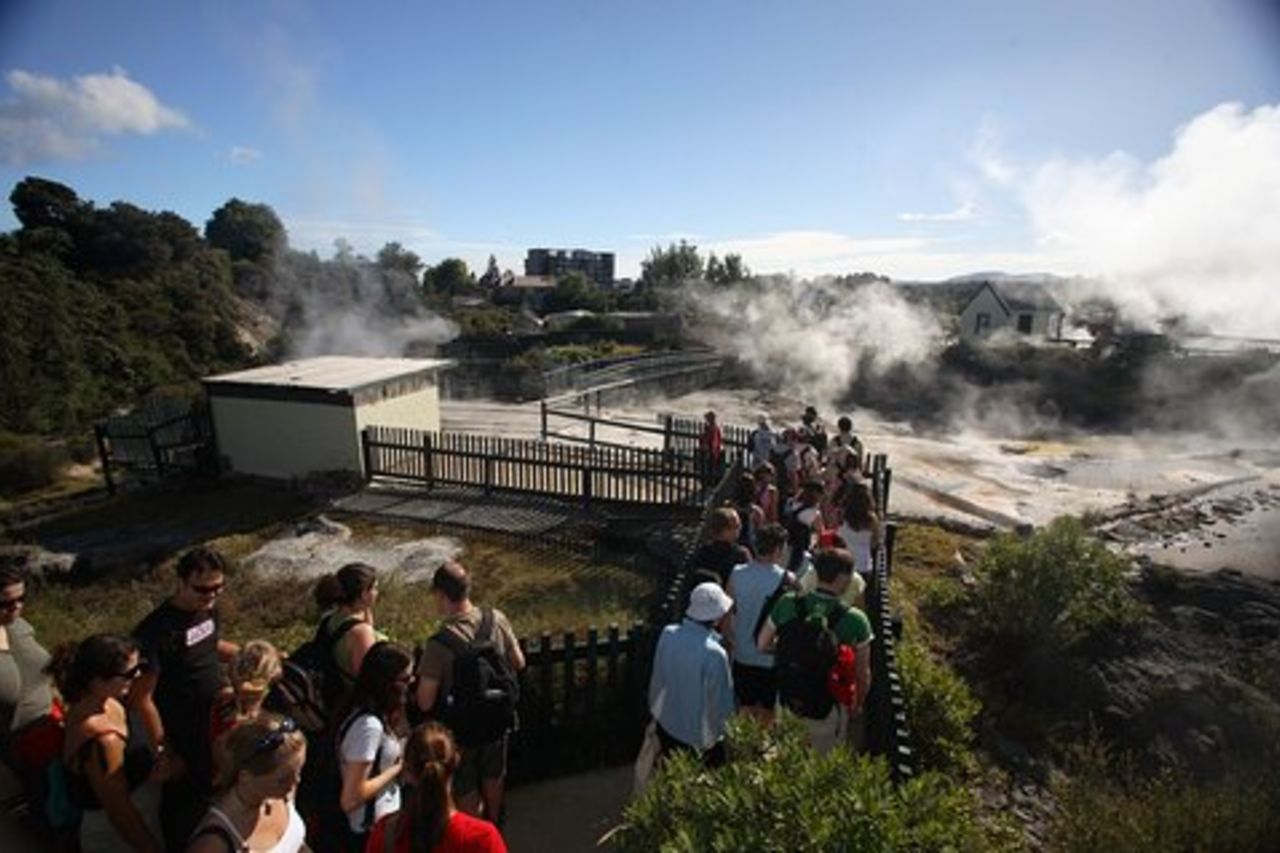 Tour guidato del villaggio di Whakarewarewa