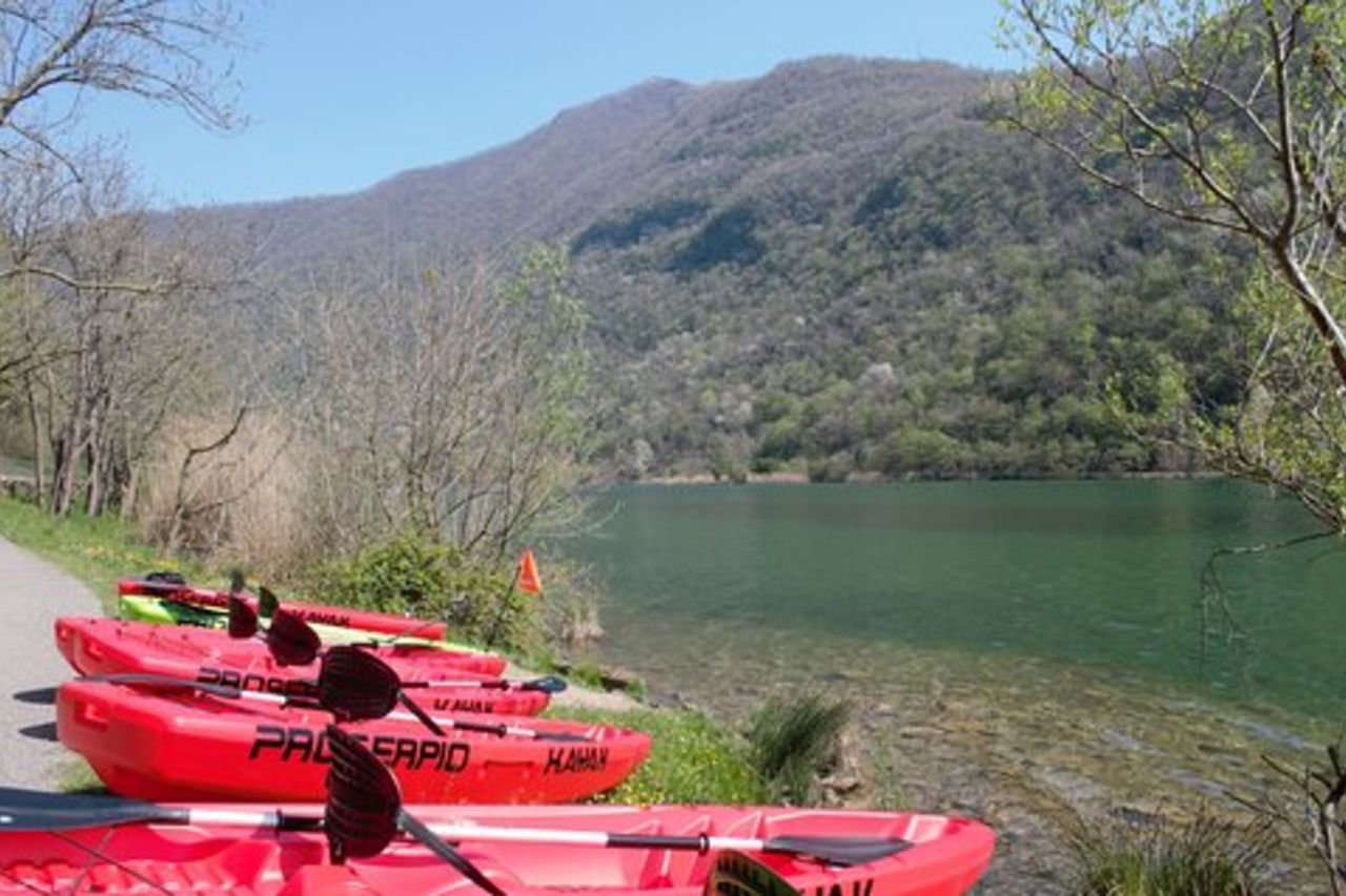 Kayak tour con guida al Lago del Segrino ( Como )