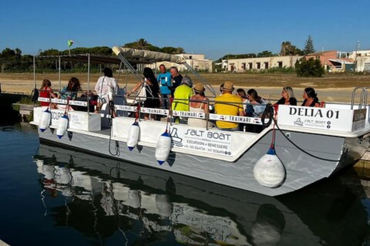 Tour al tramonto della Laguna dello Stagnone con Boat Experience