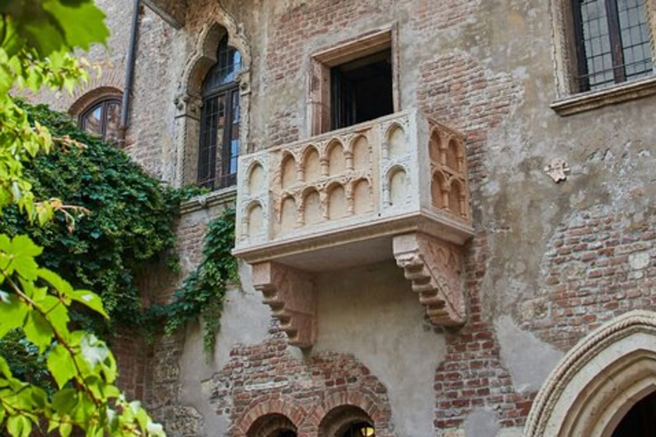 Verona nascosta e affascinante - tour privato a piedi di 2 ore