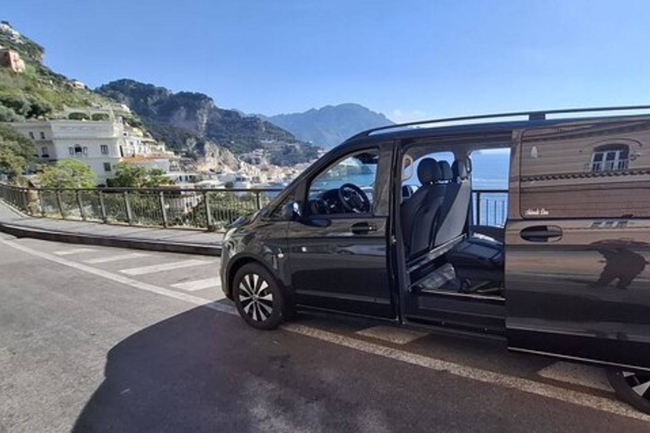 Tour privato della Costiera Amalfitana da Sorrento e dintorni