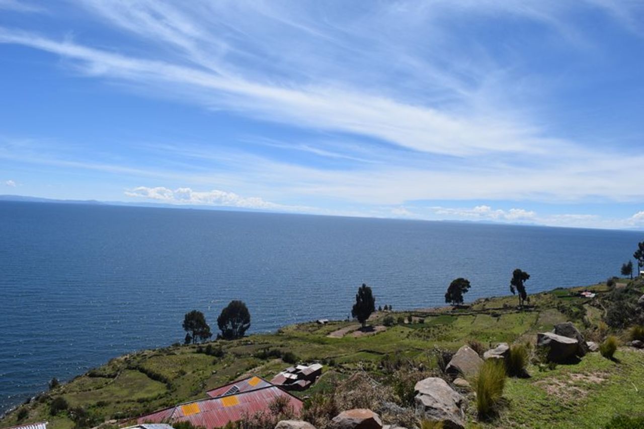Tour di un'intera giornata in kayak all'isola di Uros e motoscafo a Taquile — 2