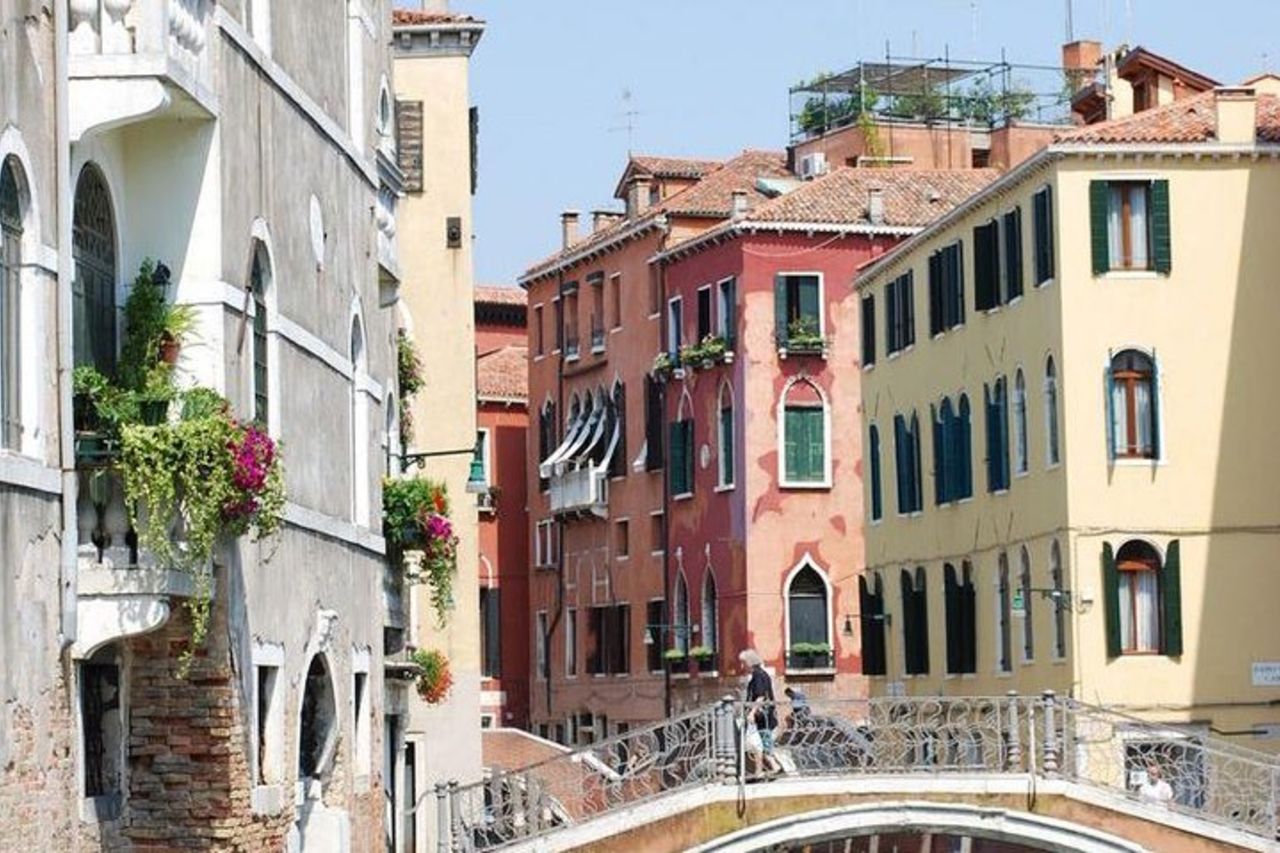 Tour a piedi di Venezia e giro in Gondola — 5