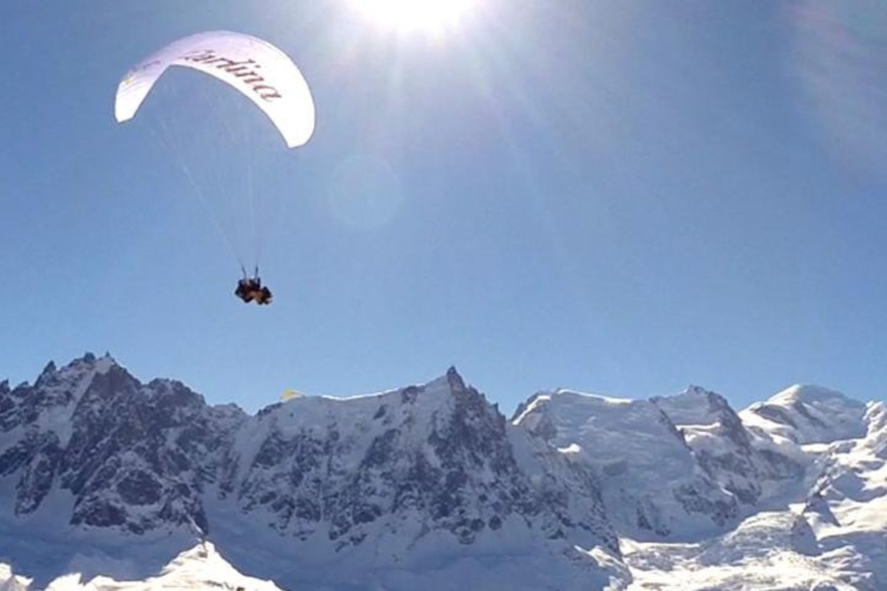 Esperienza di parapendio a Chamonix e Aiguille du Midi
