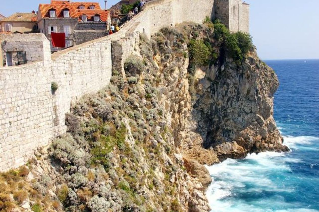 Dubrovnik : tour a piedi delle antiche mura della città e delle guerre — 3