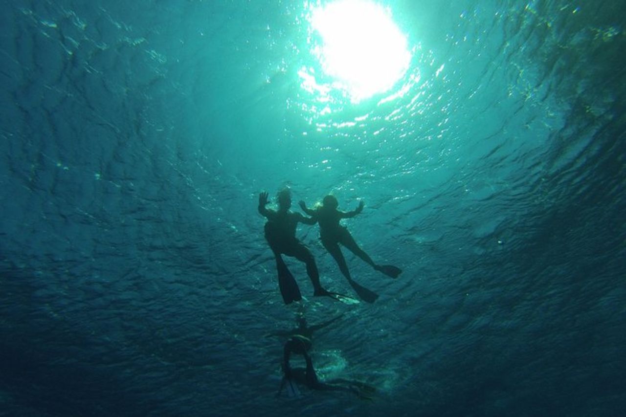Tour in Barca a Vela di Milos con Snorkeling e Pranzo — 2