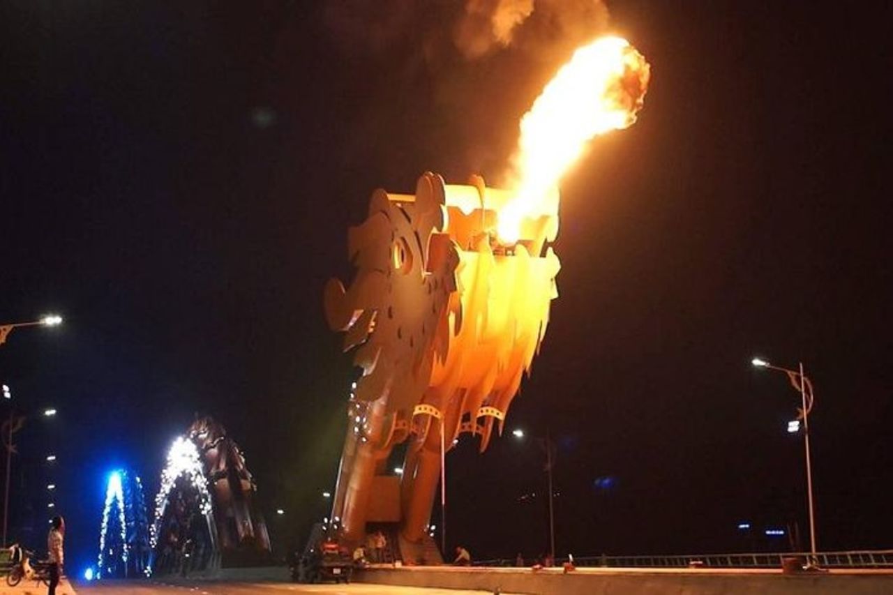 Da Nang City Tour Moto / scooter e visite turistiche di Lady Rider — 5