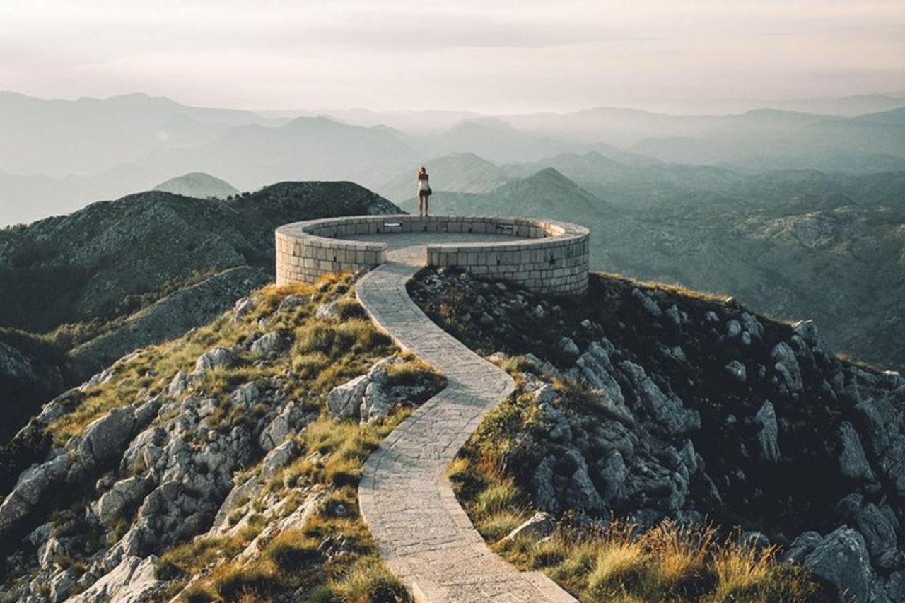 Grande Montenegro Tour-Lovcen NP, Mausoleo Lovcen, Fiume di Crnojevic, Sveti Stefan — 7