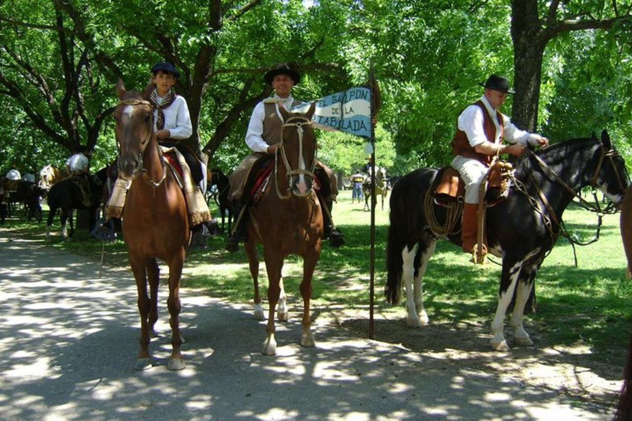Giornata intera per piccoli gruppi Gaucho in una fattoria a Buenos Aires — 2