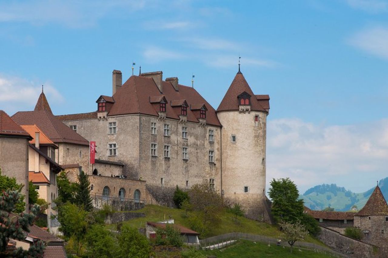 Gita di Gruyères con visita alla fabbrica di formaggi e cioccolato da Ginevra