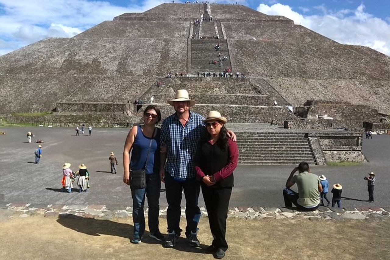 Tour privato: Santuario di Teotihuacan e Guadalupe