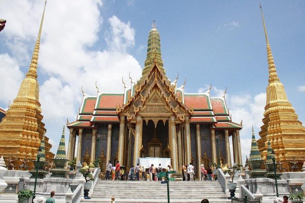 Gran Palazzo e Templi di Bangkok con guida esperta — 7