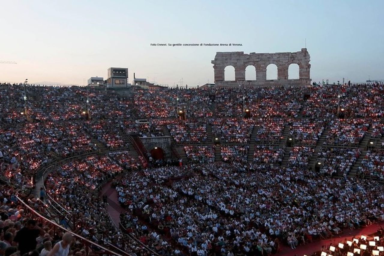 Trasferimento dal lago di Garda all'Arena di Verona e biglietto dell'Opera — 3