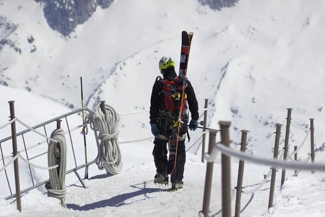 Giornata sugli sci di Chamonix da Ginevra con Aiguille du Midi opzionale — 6