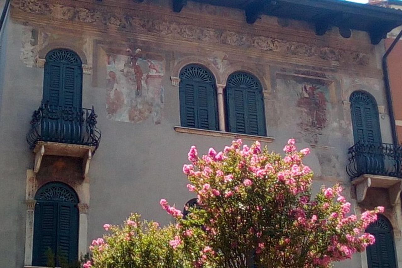 Passionale Verona: alla scoperta della storia di Romeo e Giulietta — 5