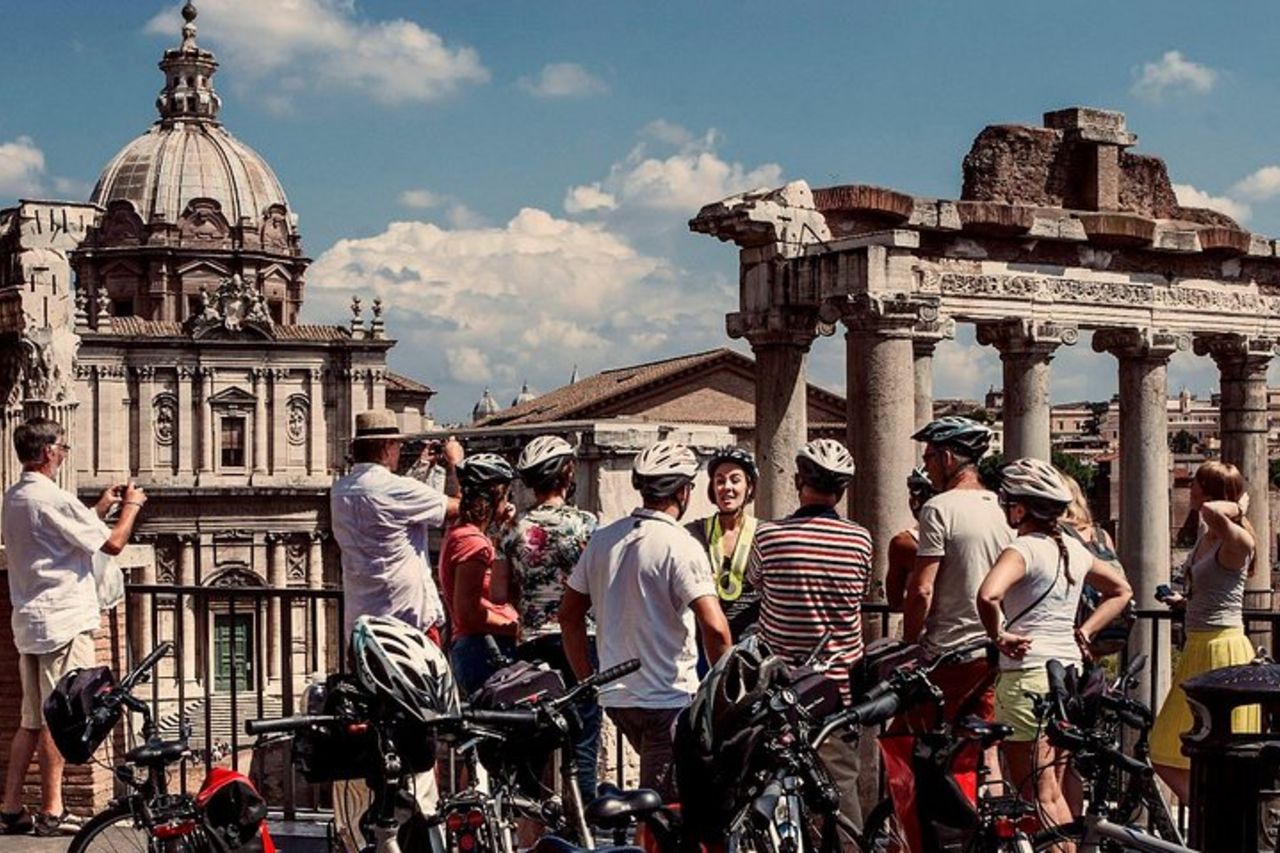Tour in bicicletta per piccoli gruppi di Roma con Cannondale EBike di qualità — 4