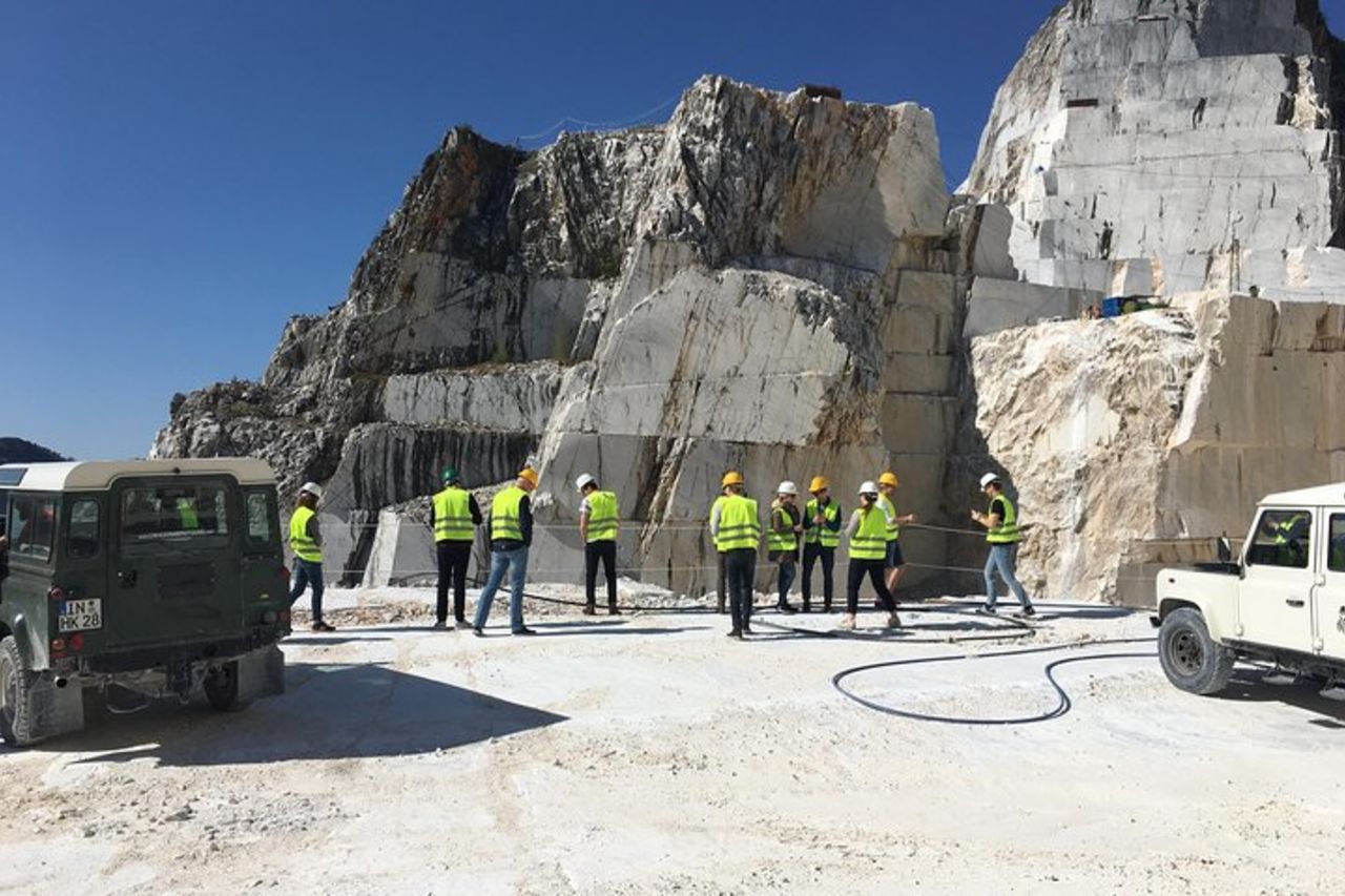 Tour PRIVATO nelle cave di marmo di Carrara con veicoli 4x4 — 3