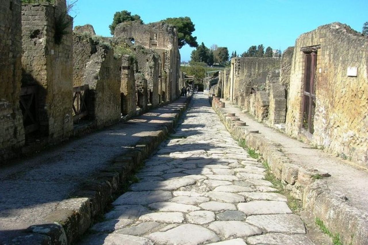 Rovine di Ercolano — 3