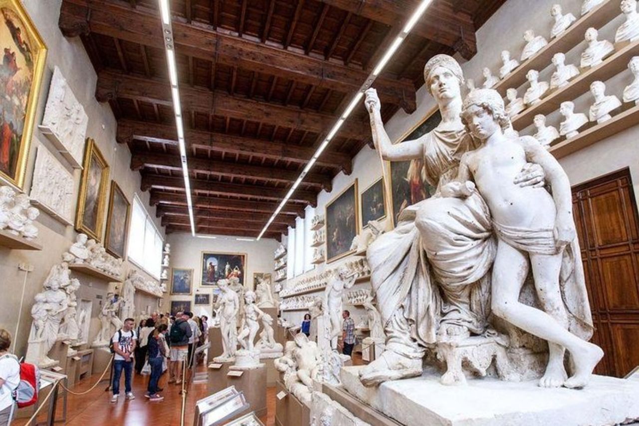 Saltafila: Ingresso Prioritario alla Galleria dell'Accademia di Firenze — 8