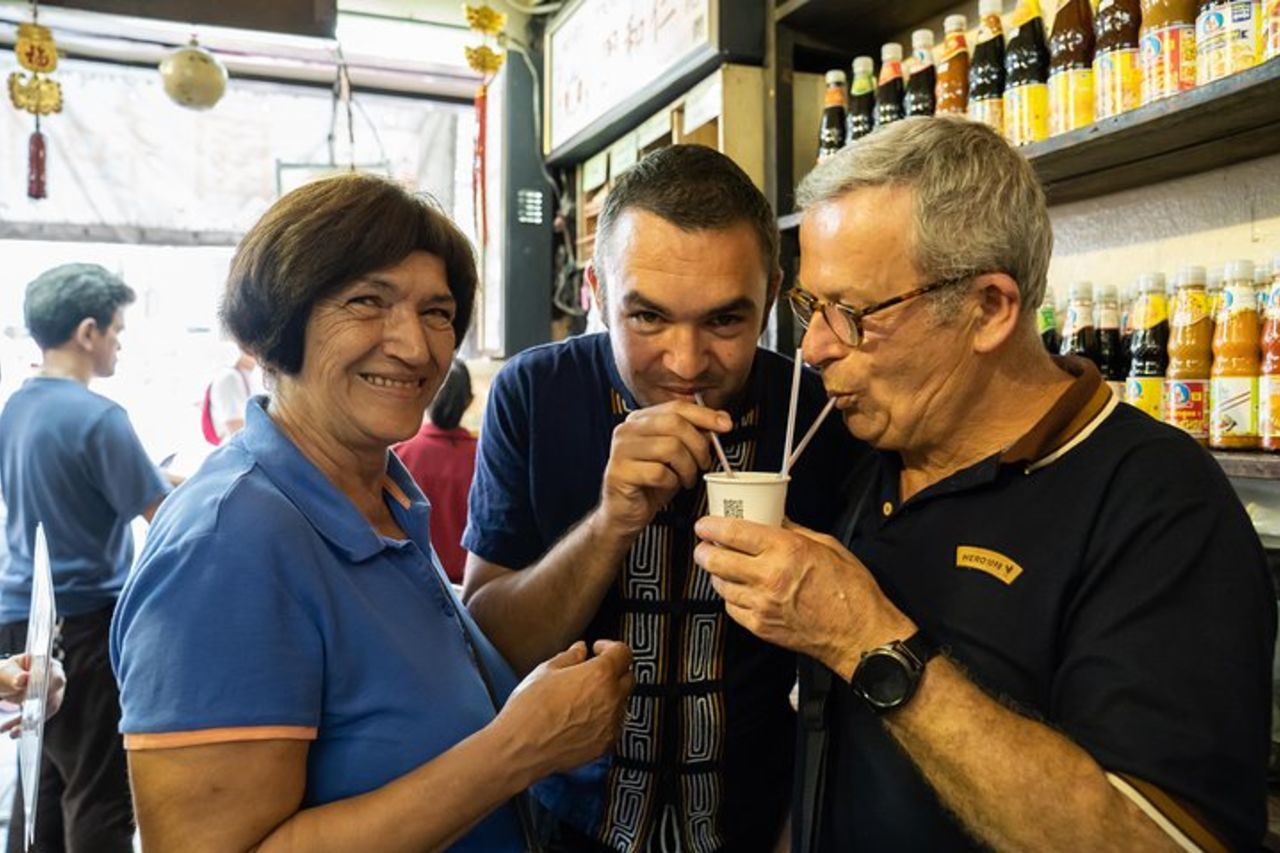 Tour gastronomico di Bangkok a Bang Rak con guida locale — 4