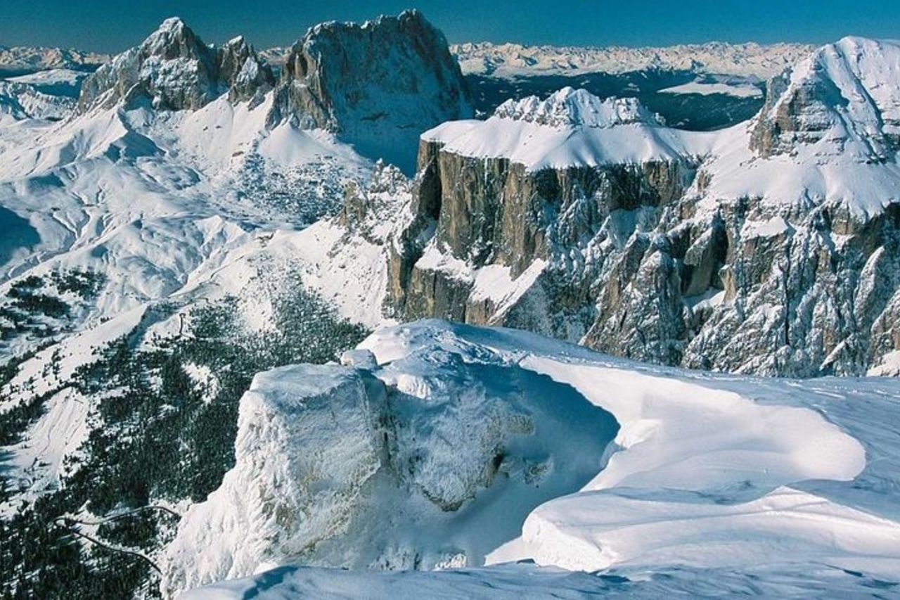 La pista da slittino più famosa delle Dolomiti e un tour panoramico in auto — 6