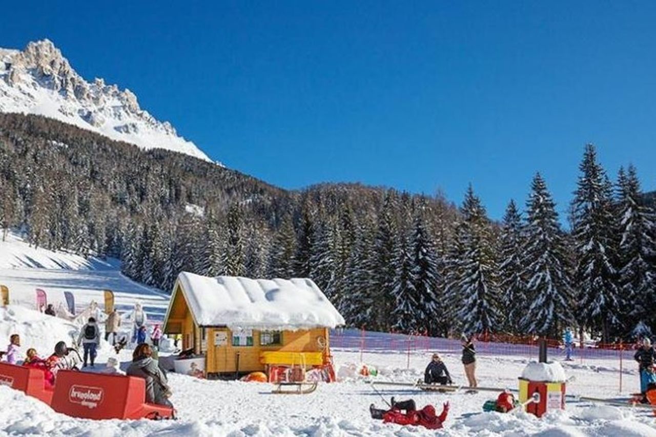 La pista da slittino più famosa delle Dolomiti e un tour panoramico in auto — 4