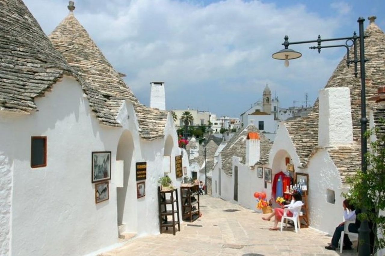 Tour privato a piedi di Alberobello e Polignano — 3