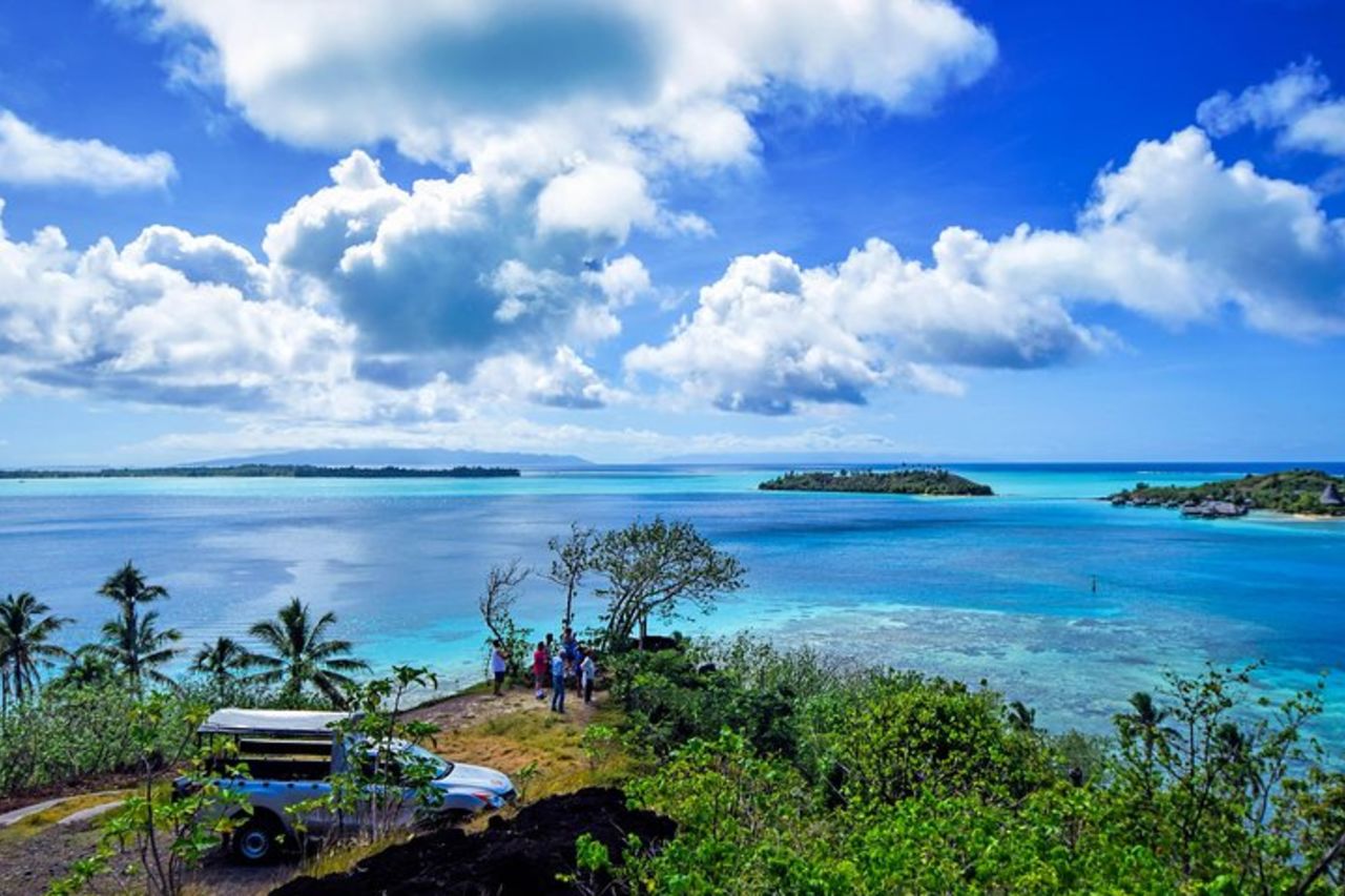 Bora Bora : tour guidato di mezza giornata sull'isola in 4WD