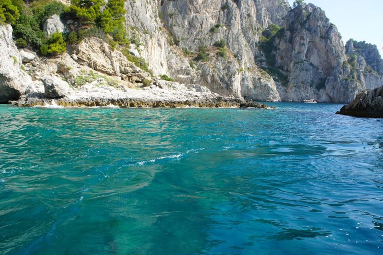 Capri & Grotta Azzurra Tour in barca di un giorno da Positano — 8