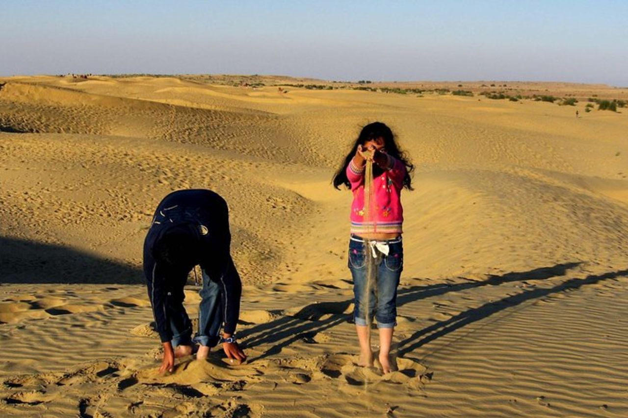 Jodhpur Sand Dunes ATV, Sandsurf, osservazione delle stelle e barbecue con esperienza in campeggio — 7