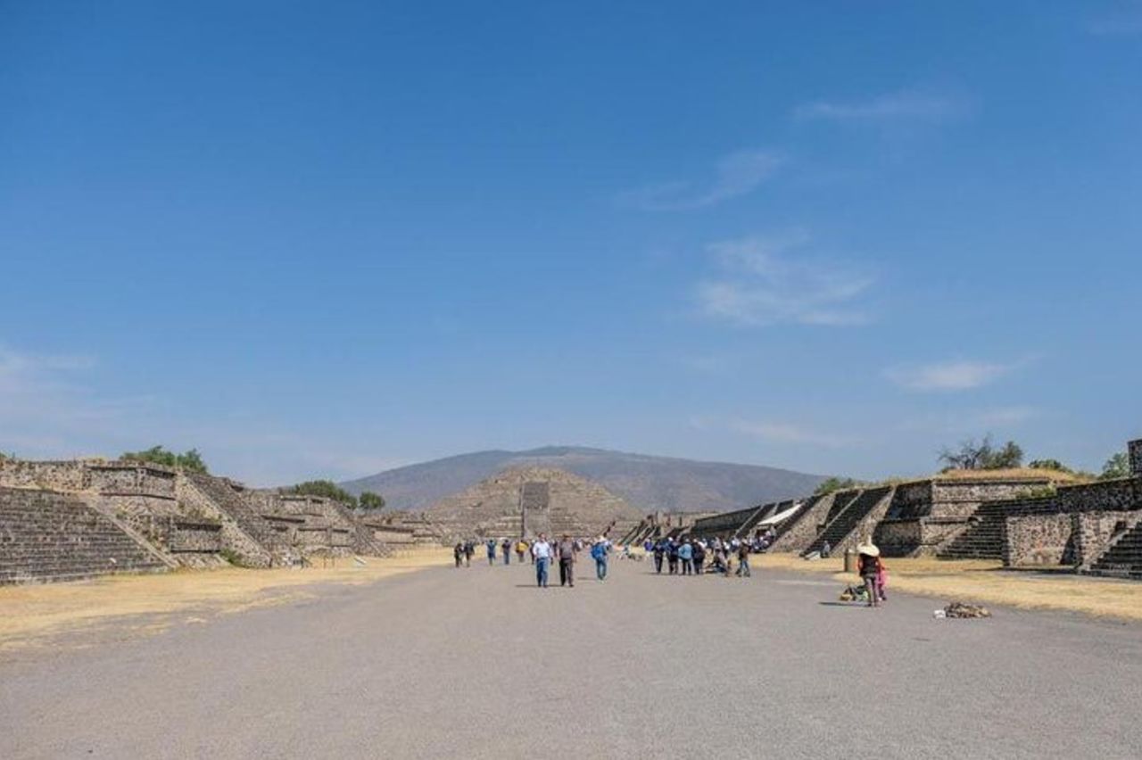 Tour di Teotihuacan, Santuario di Guadalupe e Tlatelolco — 3