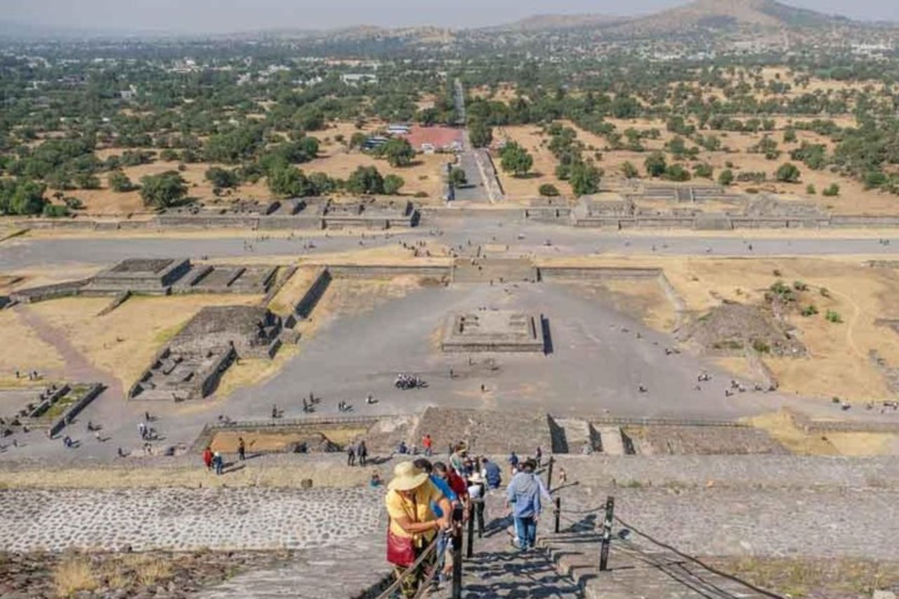 Tour di Teotihuacan, Santuario di Guadalupe e Tlatelolco — 5
