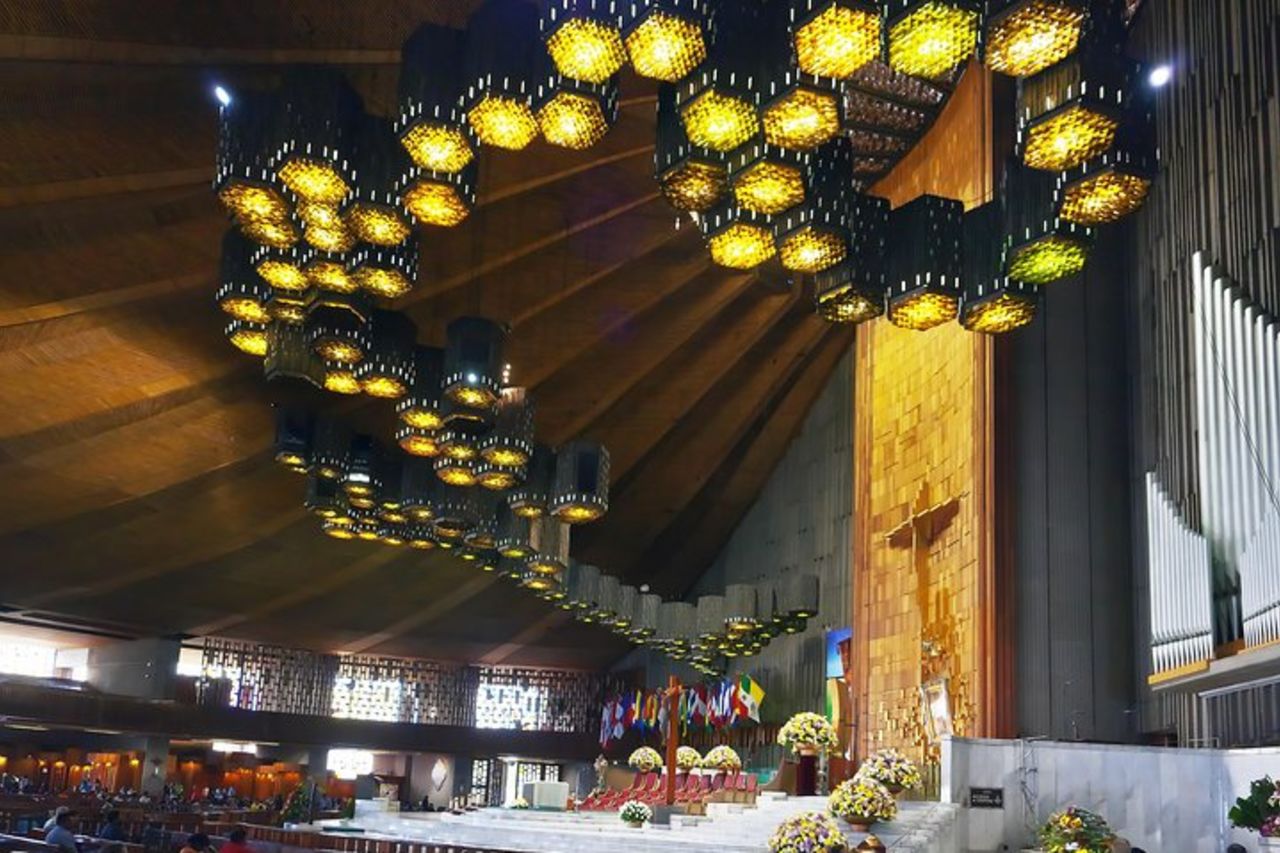 Tour di Teotihuacan, Santuario di Guadalupe e Tlatelolco