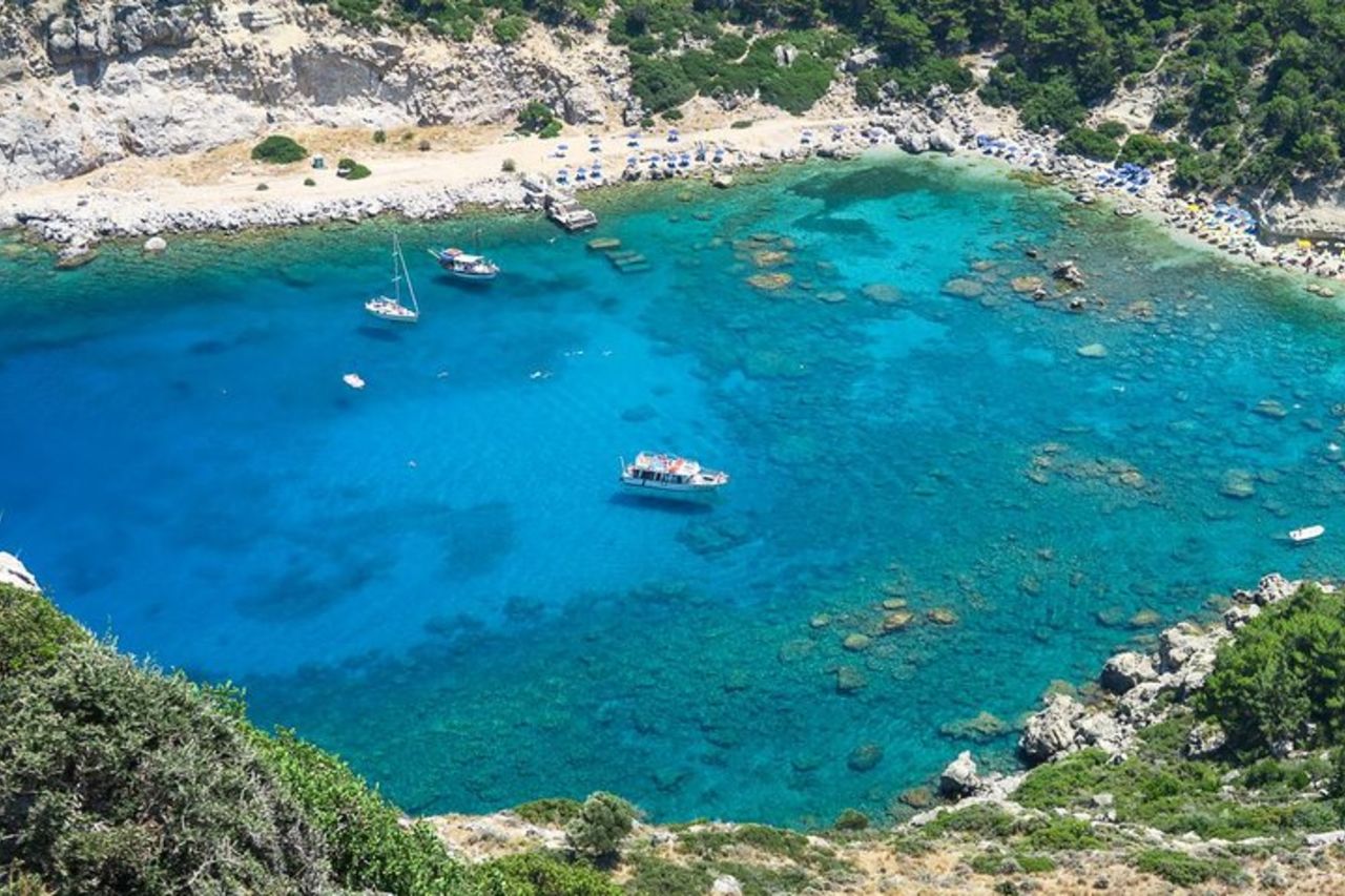 Gita in barca alle baie di Anthony Quinn, Kallithea e Traganou — 6