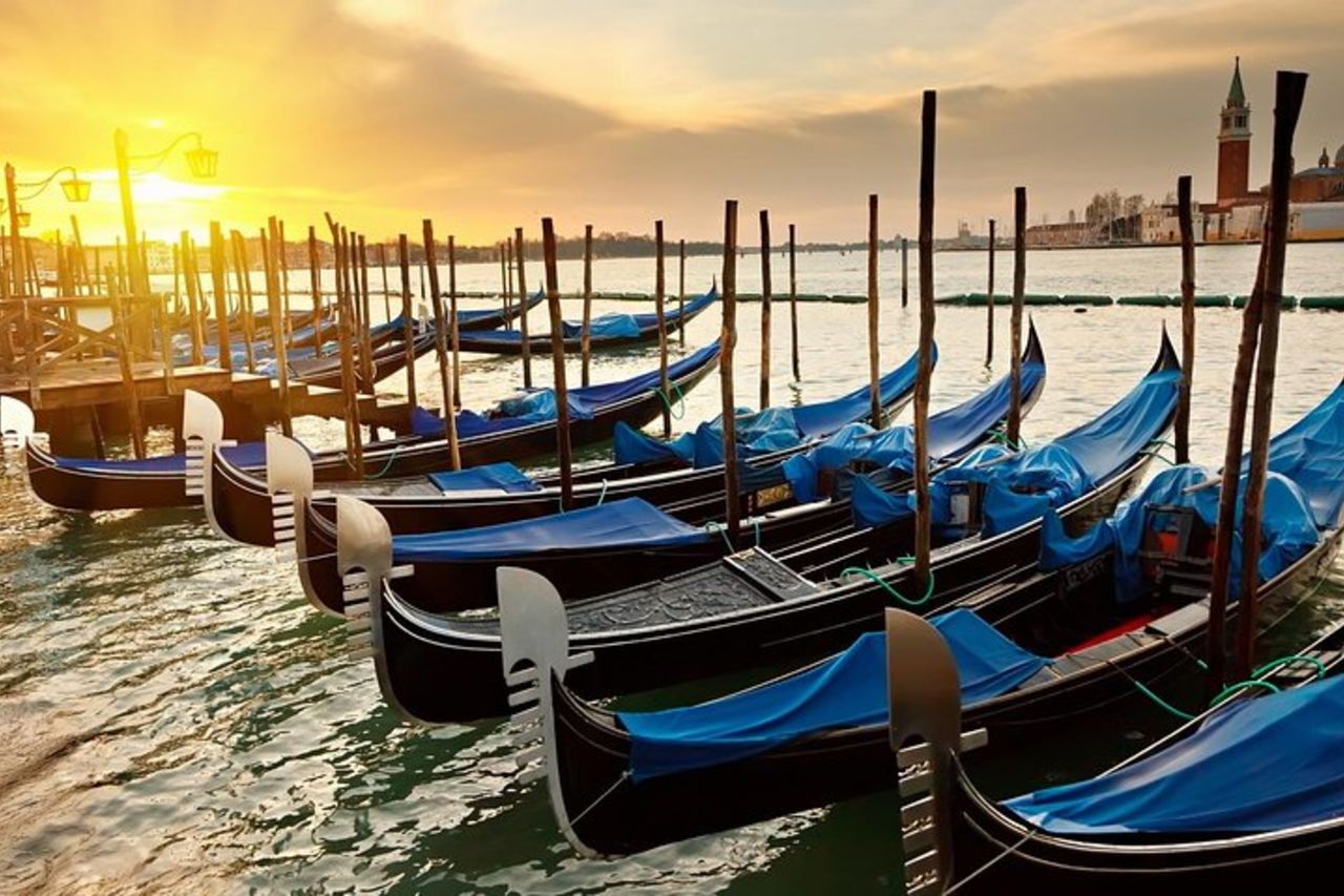 Classico giro in gondola di 30 minuti a Venezia — 8