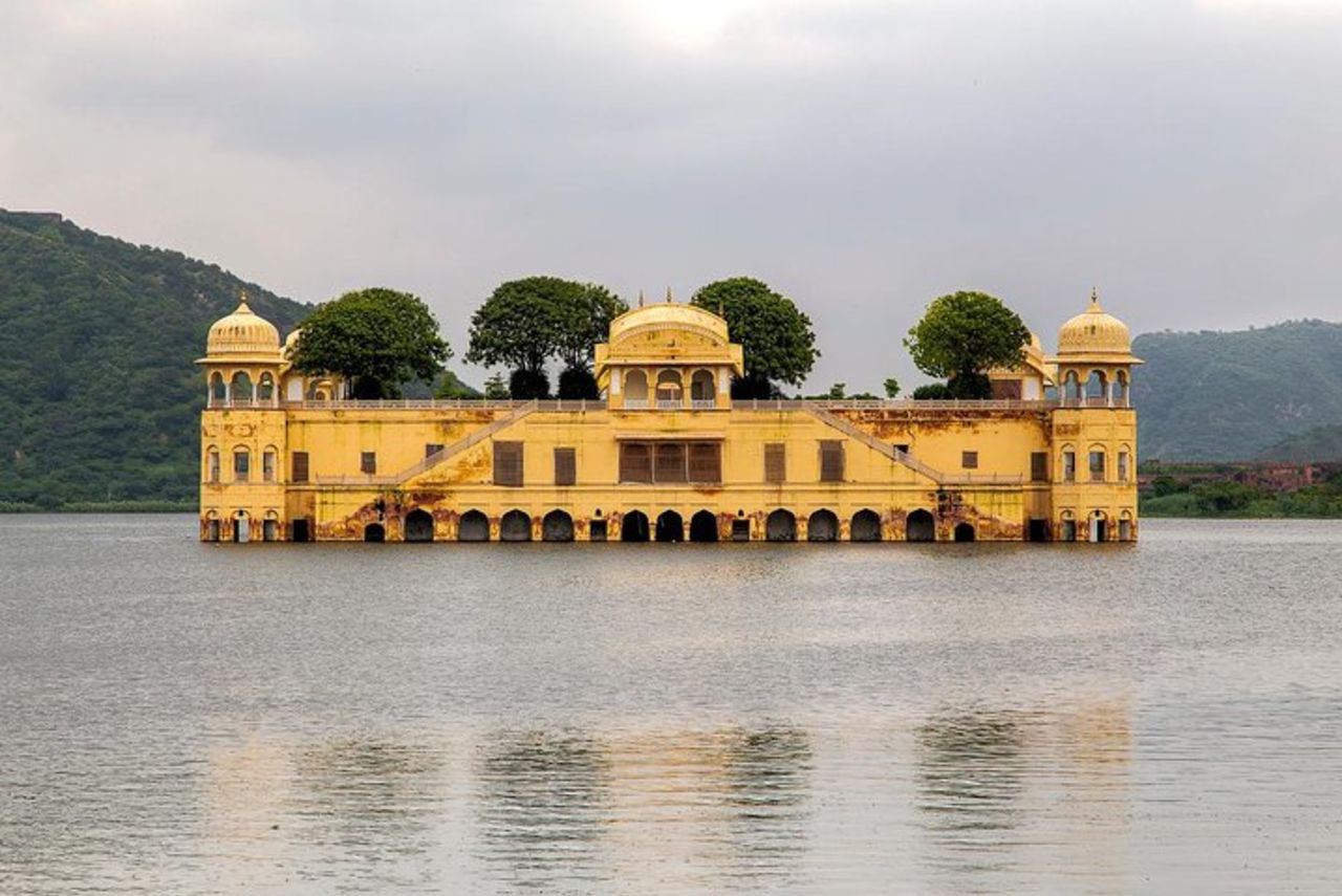 Tour nel deserto e nel lago del Rajasthan: esplora Jaipur, Jodhpur e Udaipur