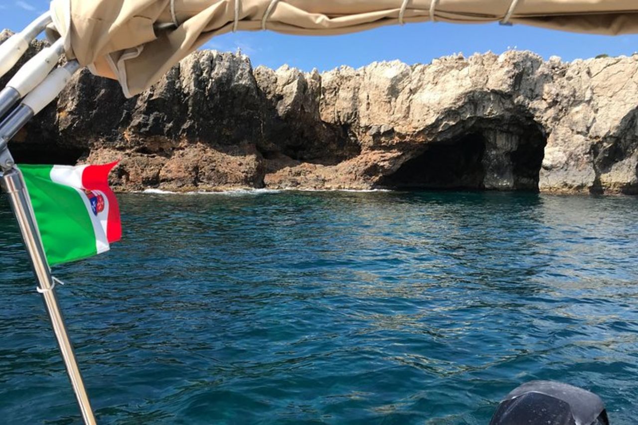 Sicily Boats Avola: barca mezza giornata Capopassero e Aperitivo — 2