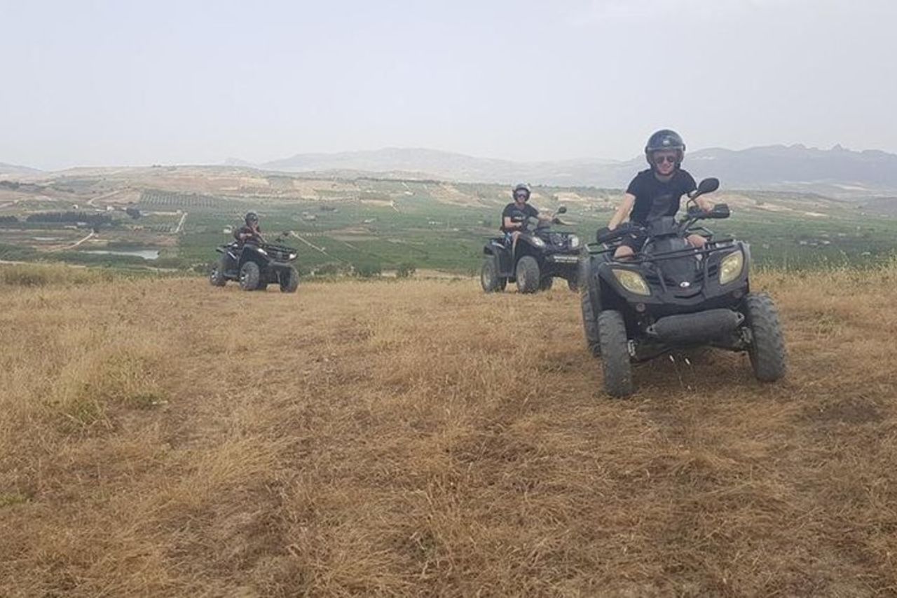 Escursione Tour in Quad dal Castello al Mare — 5