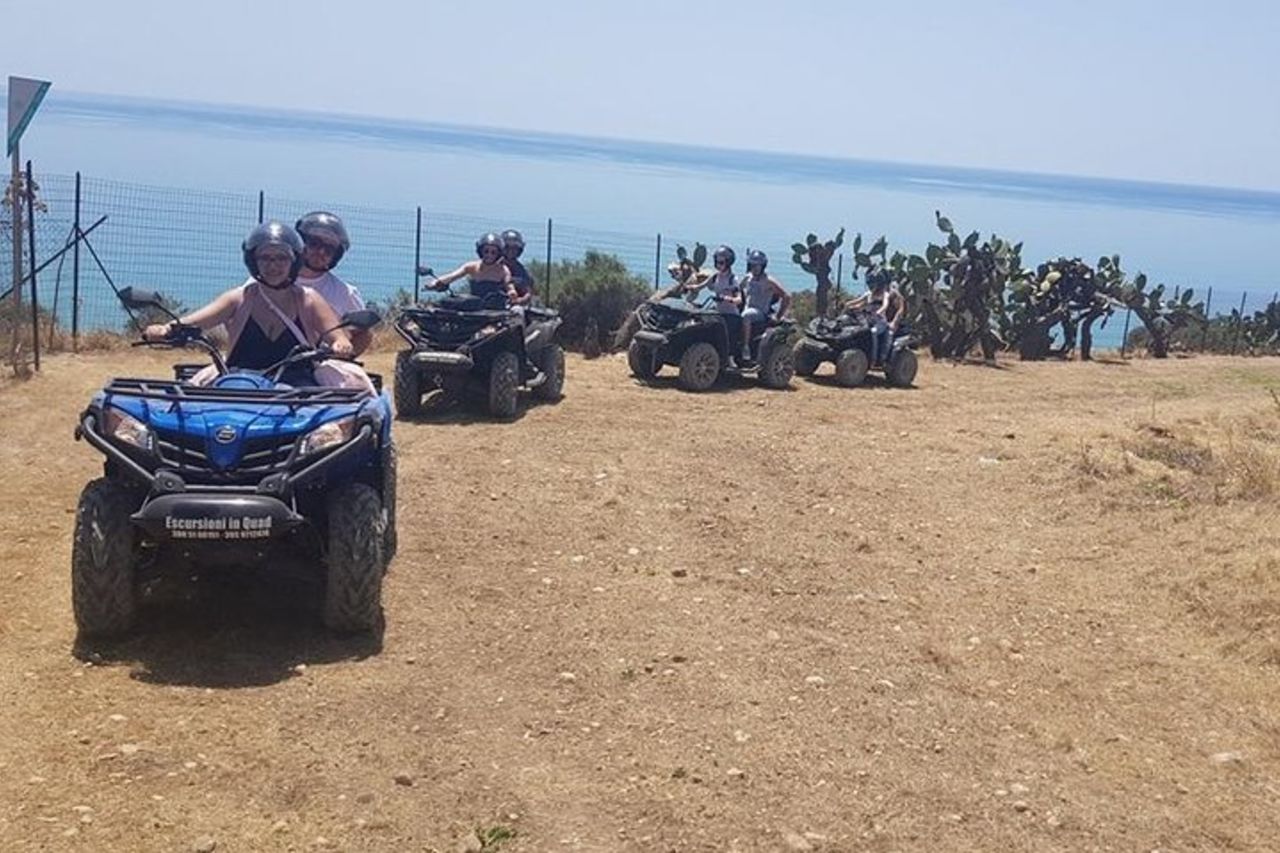 Escursione Tour in Quad dal Castello al Mare