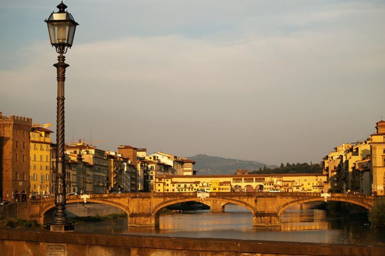 Crociera sul fiume Firenze su un tradizionale Barchetto — 4