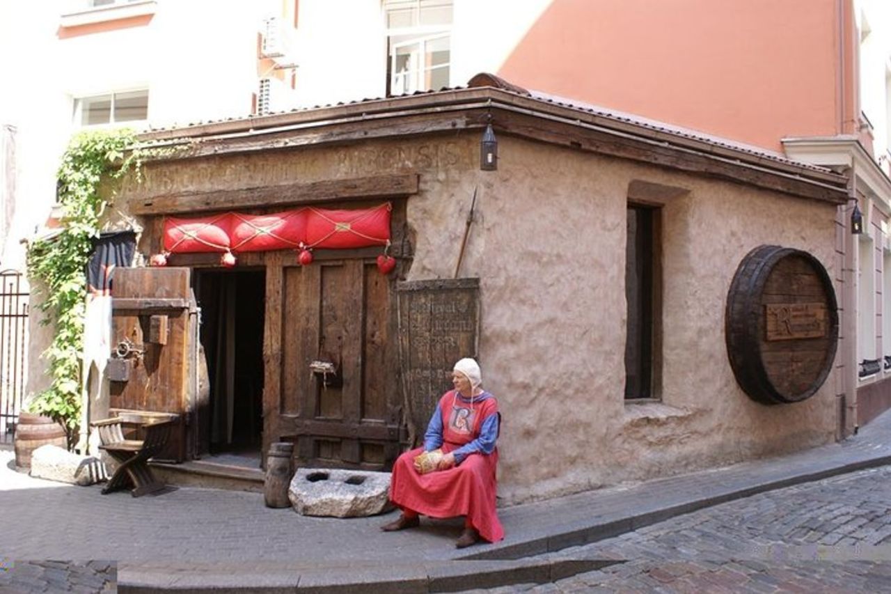 Tour a piedi della città vecchia di Riga in un piccolo gruppo — 6