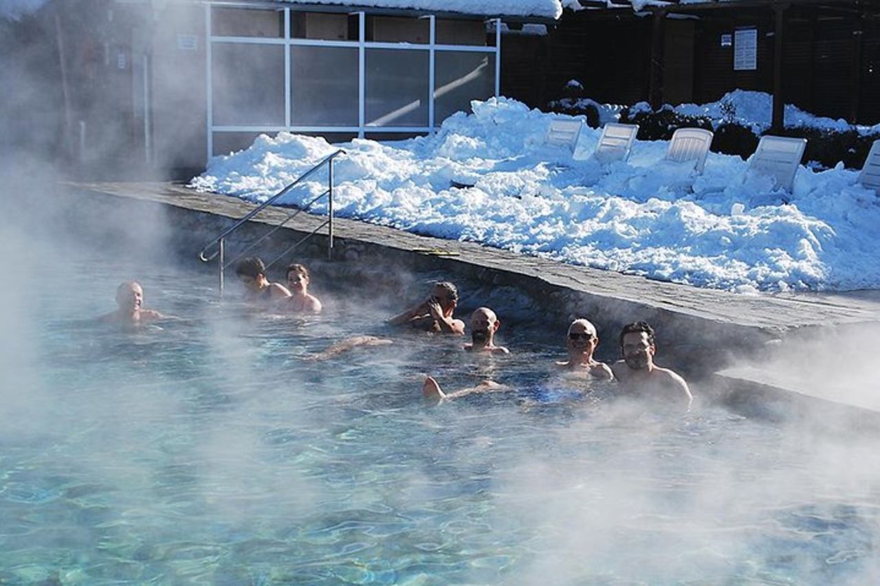 Escursione di un giorno a Rila Lakes con racchette da neve e bagni termali da Sofia — 2