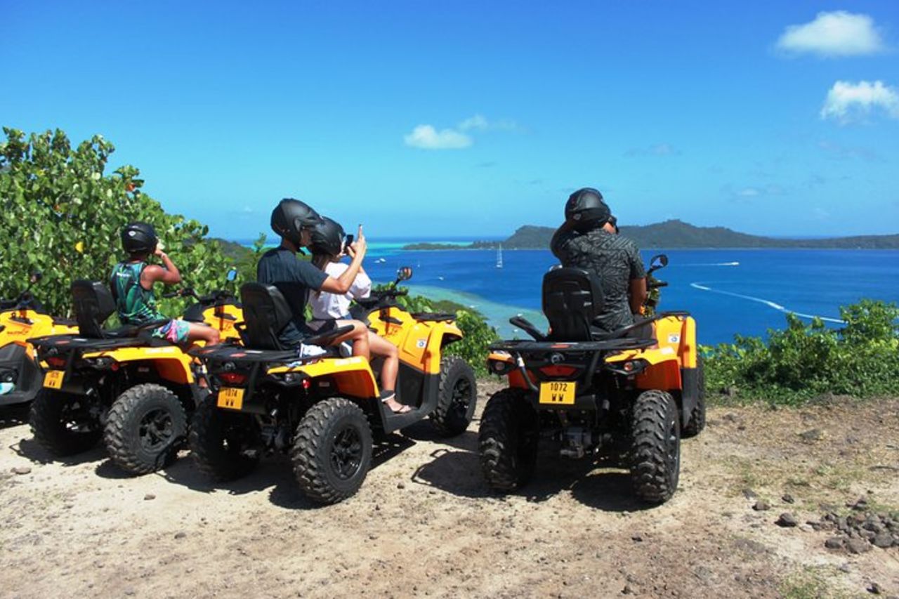 Giro dell'isola e fuga sulle montagne Bora Bora in Quad / ATV