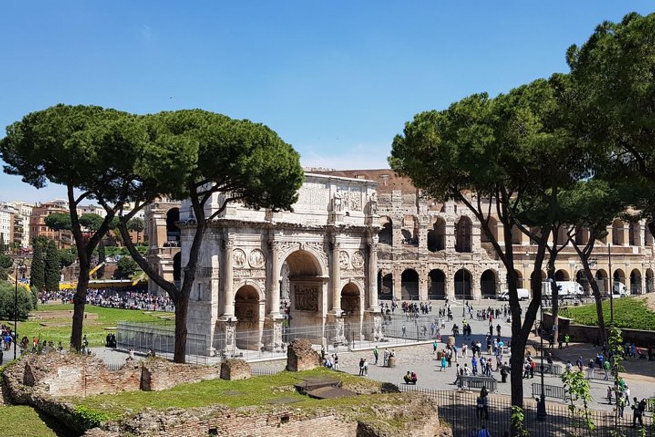 Tour del Colosseo, dei Fori Imperiali e del Palatino — 9