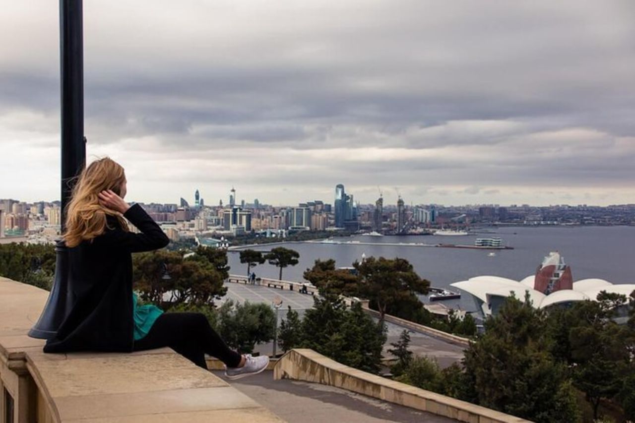 Tour notturno di Baku — 3